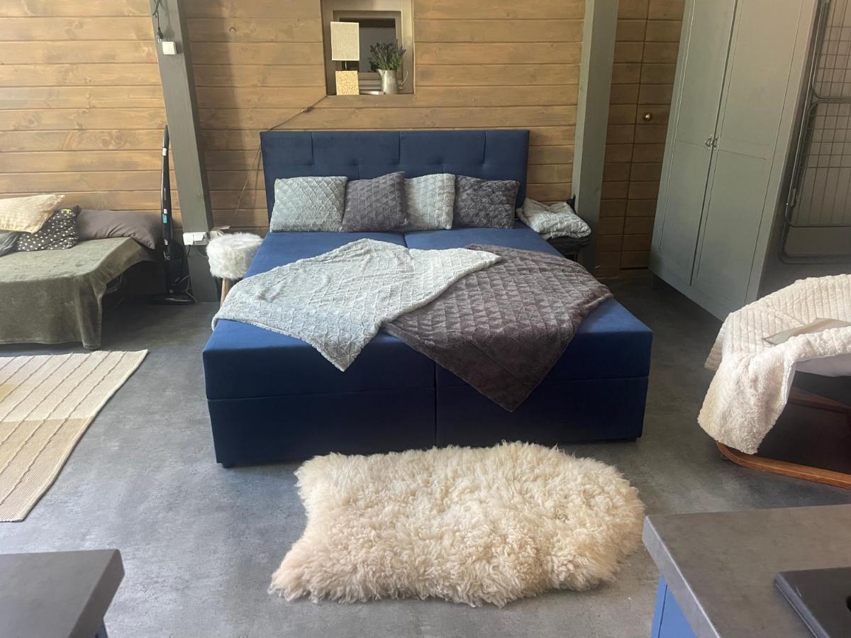 Monpe Apartmanik S Atmosferou Komárno Exterior foto