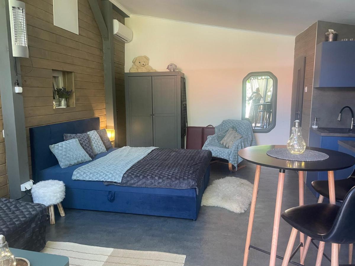Monpe Apartmanik S Atmosferou Komárno Exterior foto