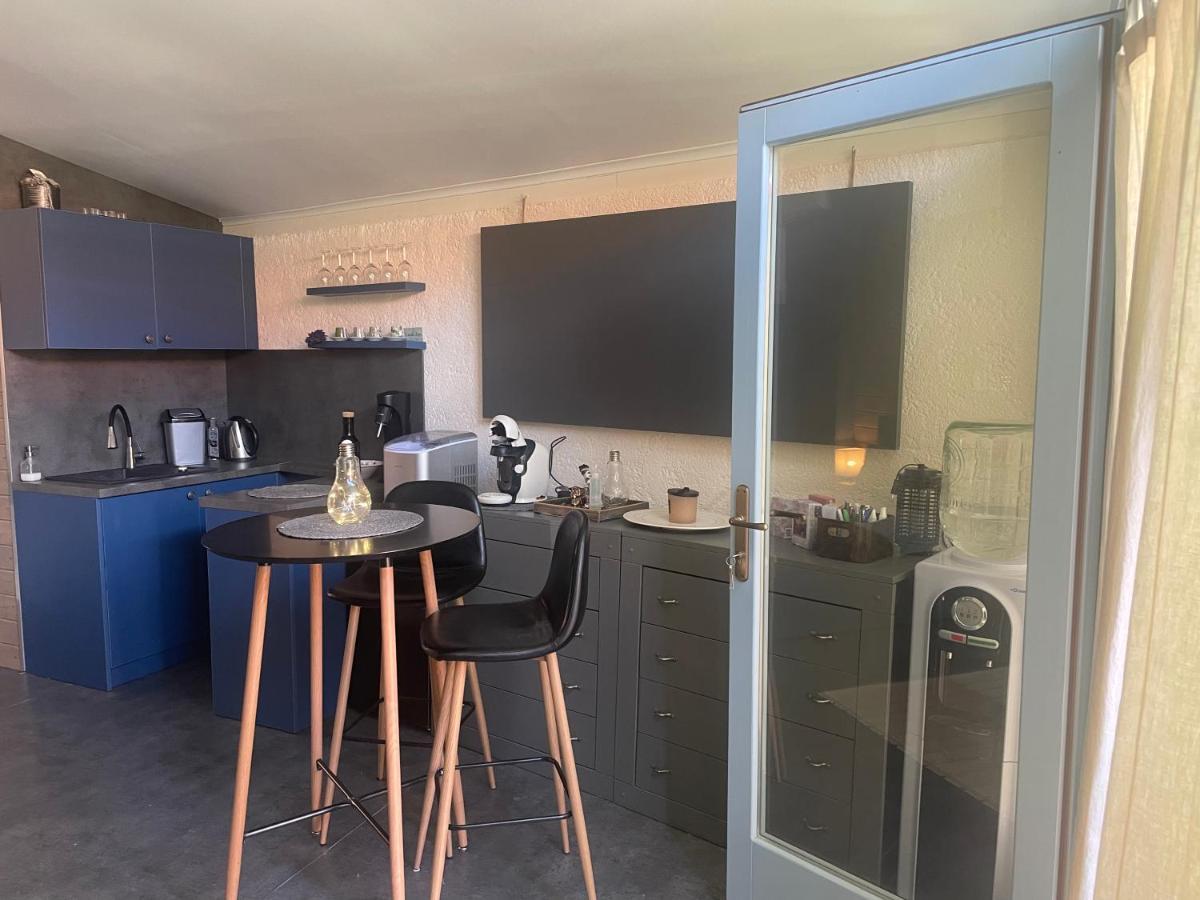 Monpe Apartmanik S Atmosferou Komárno Exterior foto