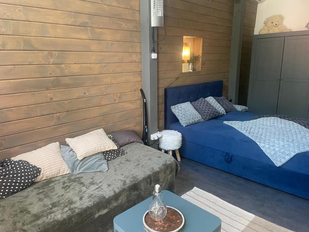 Monpe Apartmanik S Atmosferou Komárno Exterior foto